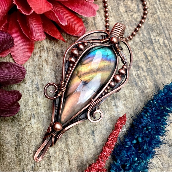 ❤️Sold ❤️Labradorite copper wire wrapped necklace - Picture 3 of 5